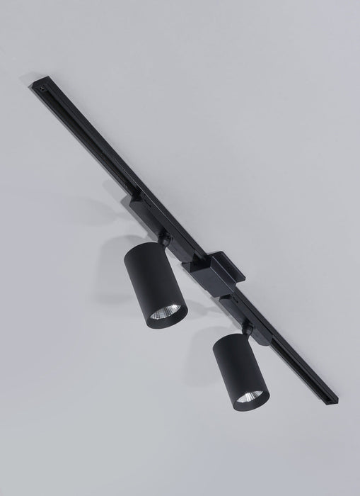 Soltech Hardwired Highland™ Track Light System Wide (60 degrees) / Black / 2 Lights - LED Grow Lights Depot