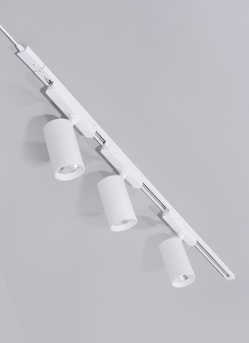Soltech Highland™ LED Track Light System Narrow (36 Degrees) / White / 3 lights - LED Grow Lights Depot